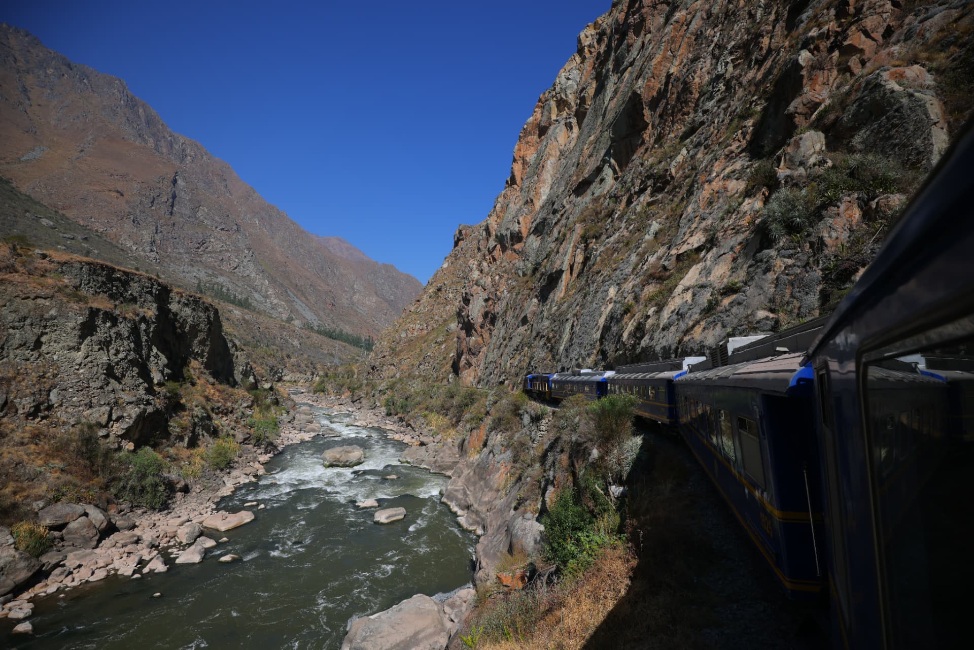 Peru: Train Through the Cloud Forest